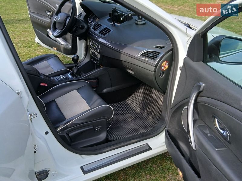 Универсал Renault Megane 2012 в Сарнах