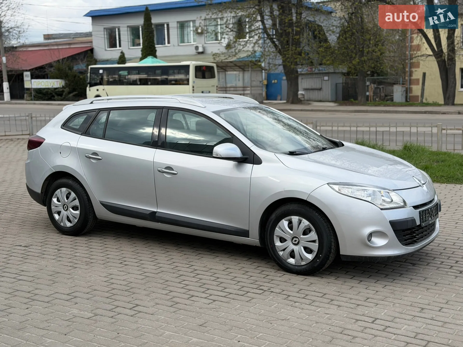 2010 Renault Megane - мініатюра 13