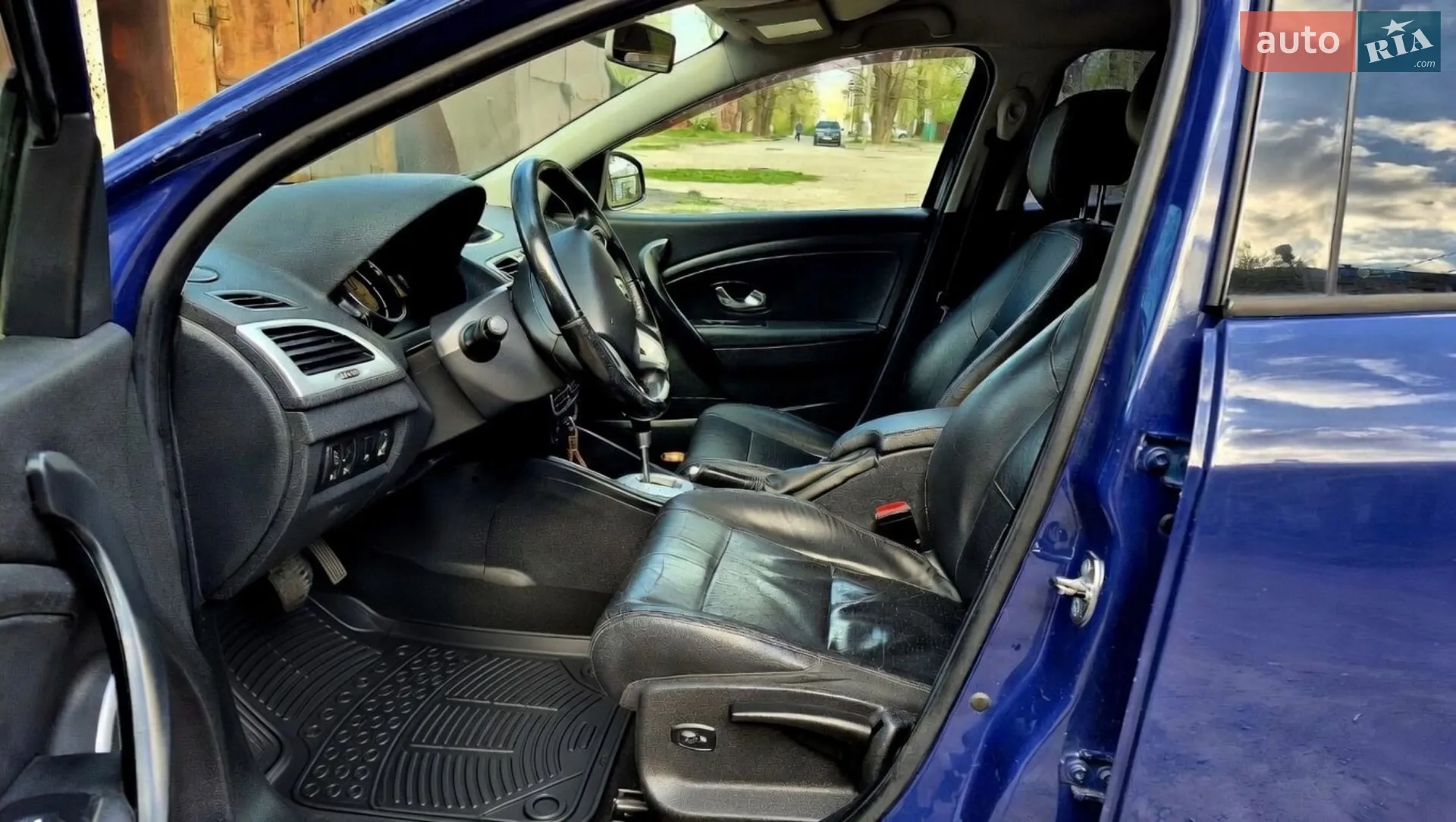 2011 Renault Megane - мініатюра 15