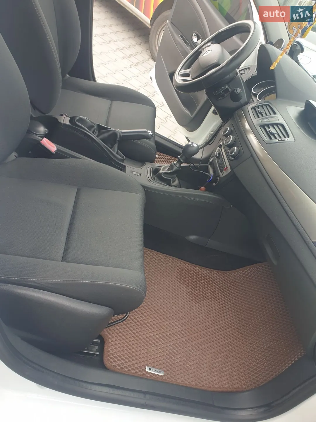 2012 Renault Megane - мініатюра 17