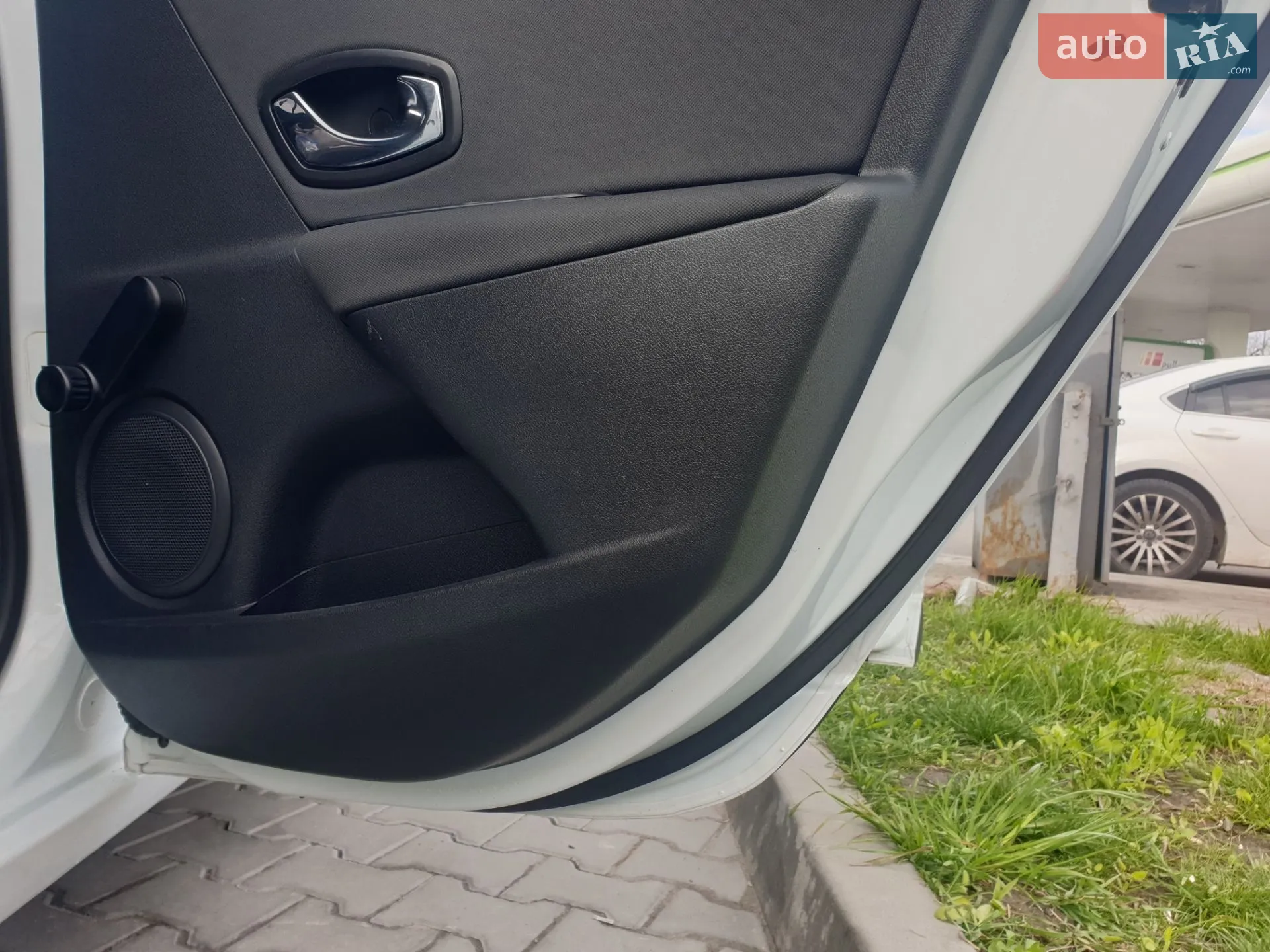 2012 Renault Megane - мініатюра 22