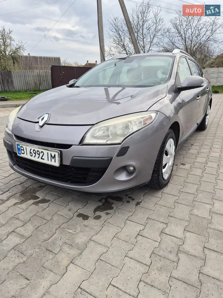 2010 Renault Megane - мініатюра 25