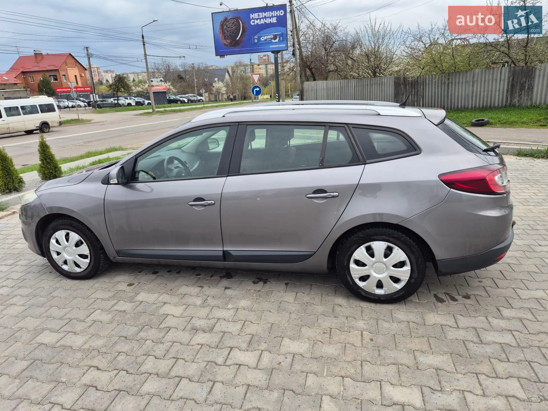 2010 Renault Megane - мініатюра 3
