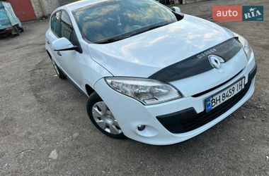 Хетчбек Renault Megane 2011 в Первомайську