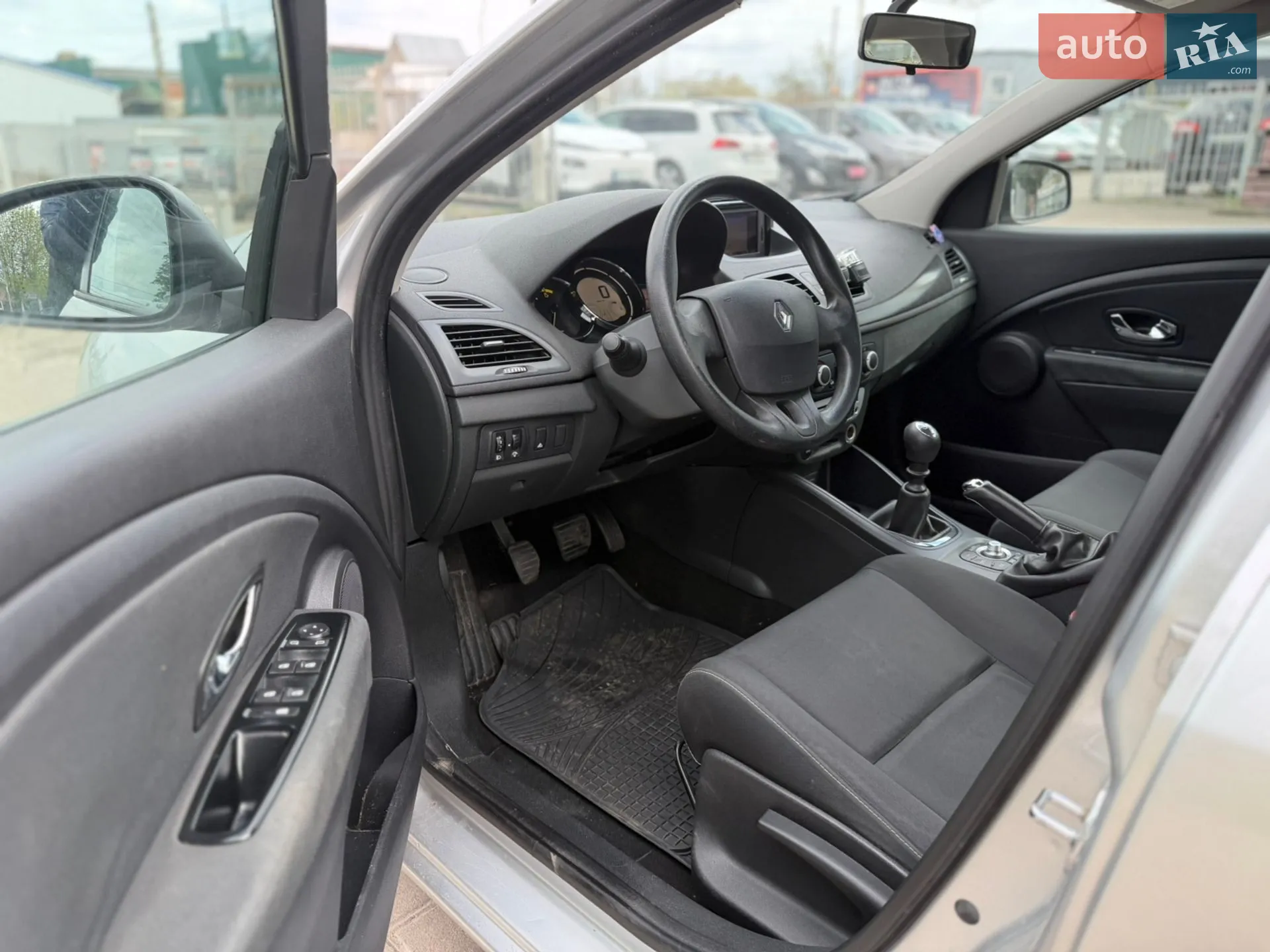 2013 Renault Megane - мініатюра 21