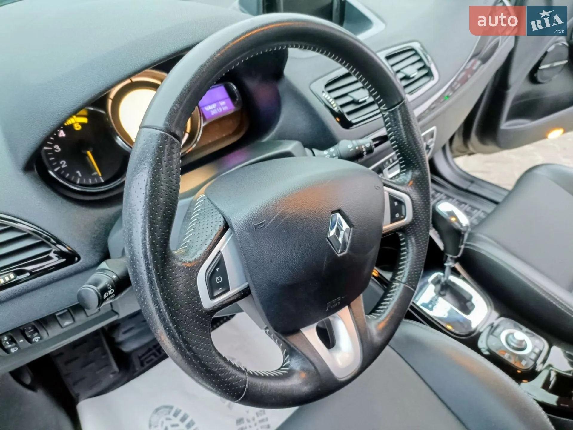 2012 Renault Megane - мініатюра 14