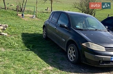Хэтчбек Renault Megane 2004 в Кельменцах