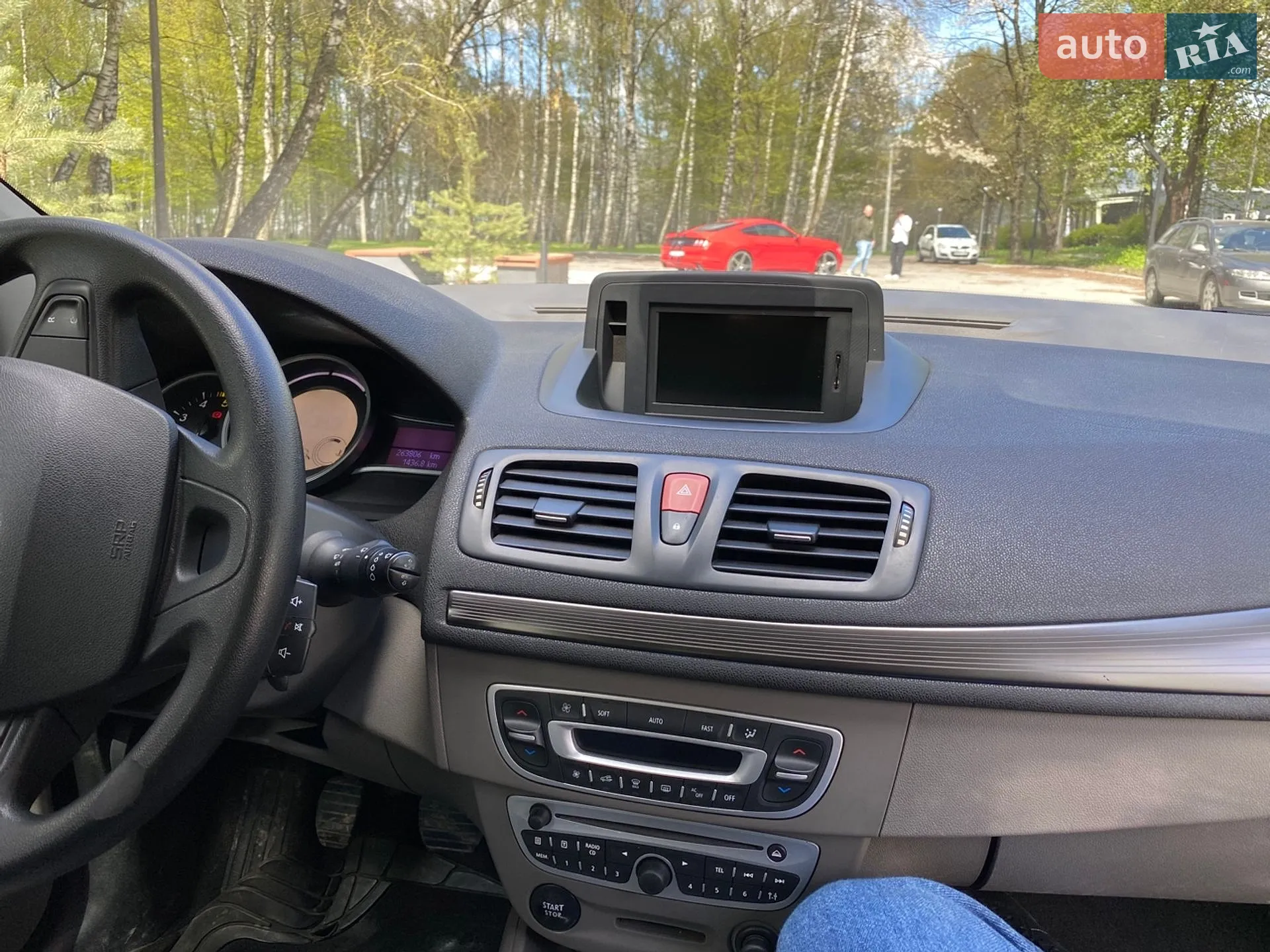 2010 Renault Megane - мініатюра 31