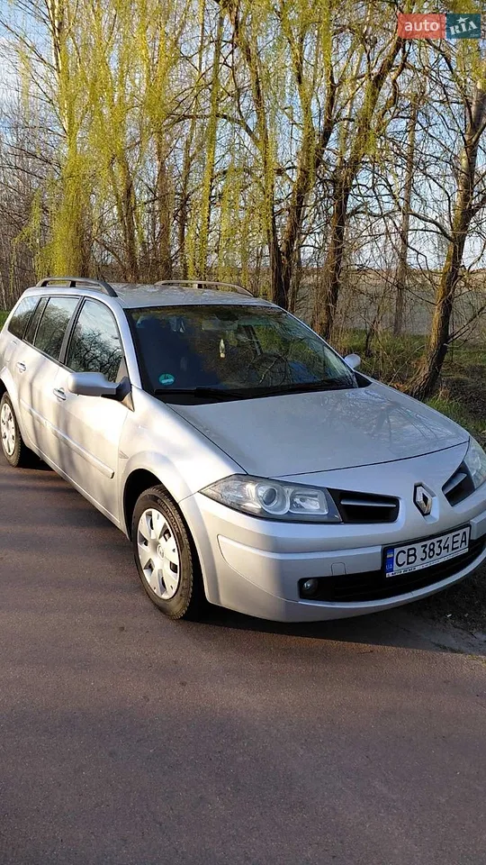 2010 Renault Megane - мініатюра 10