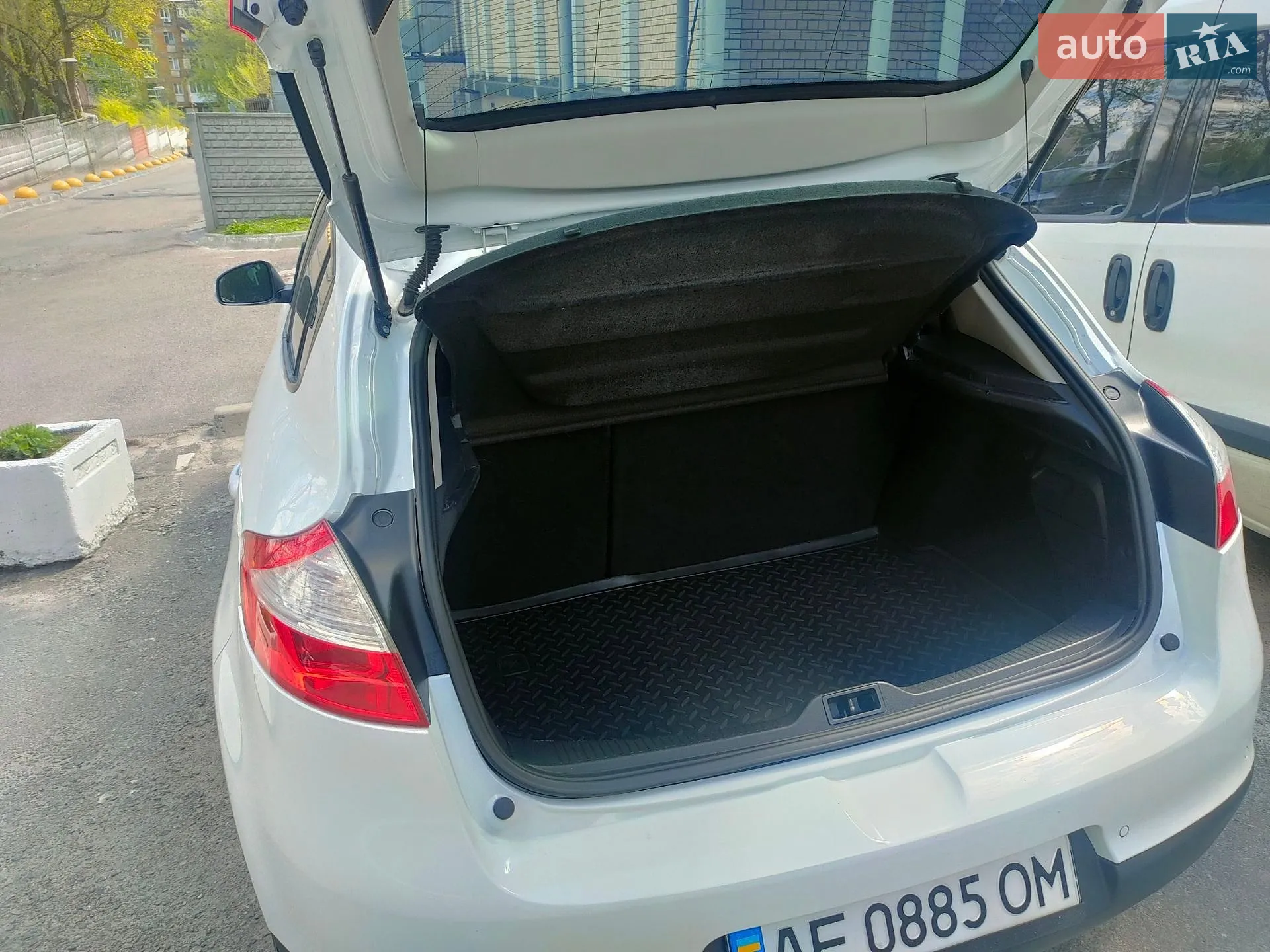 2013 Renault Megane - мініатюра 14