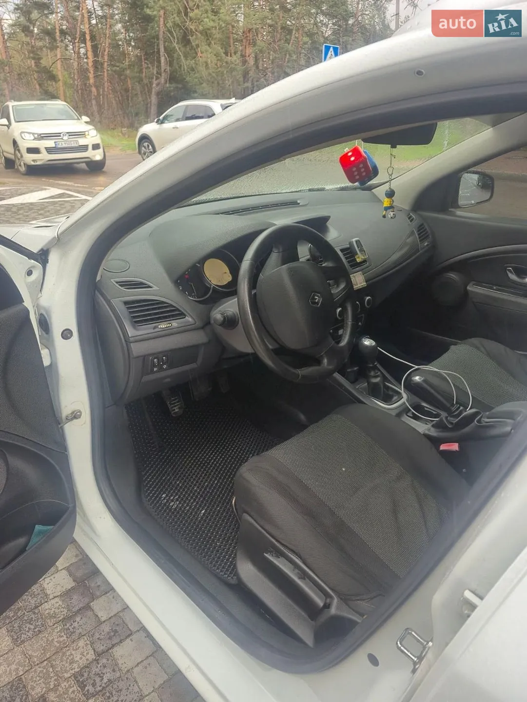 2010 Renault Megane - мініатюра 11