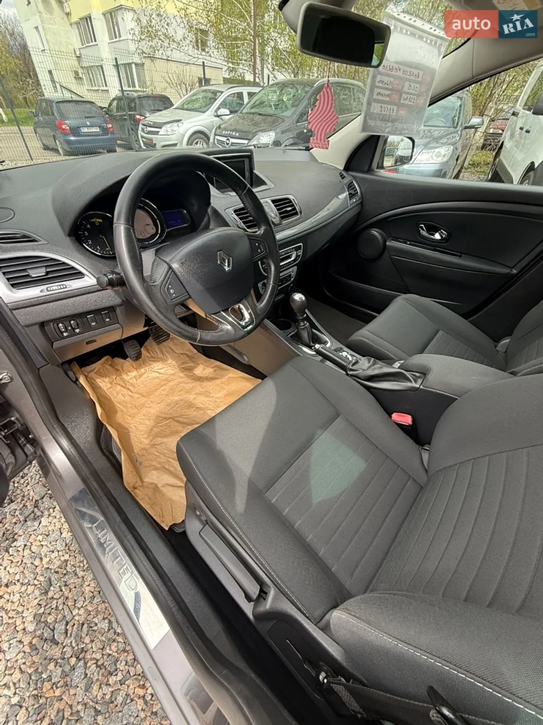 2015 Renault Megane - мініатюра 11