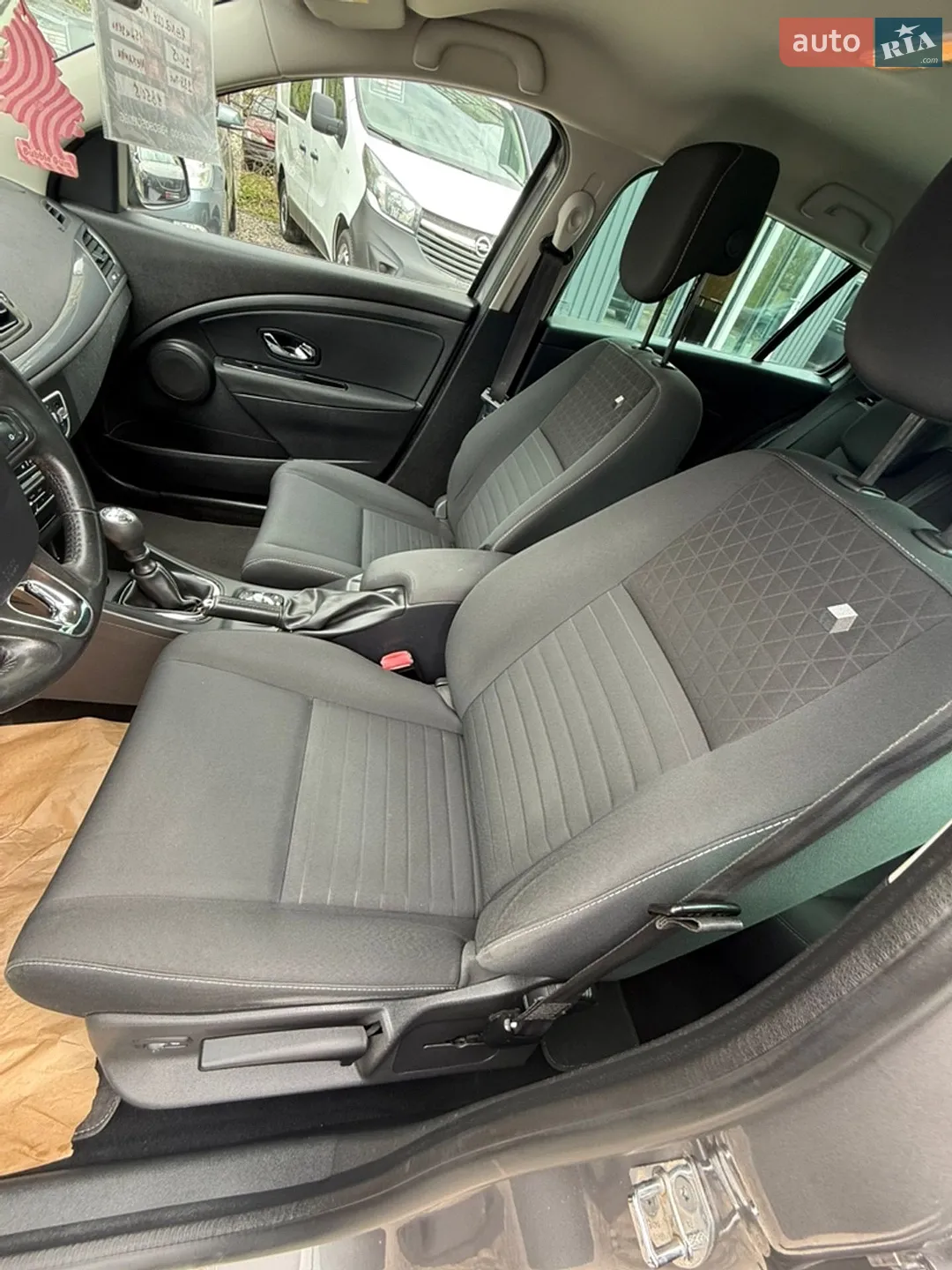 2015 Renault Megane - мініатюра 15