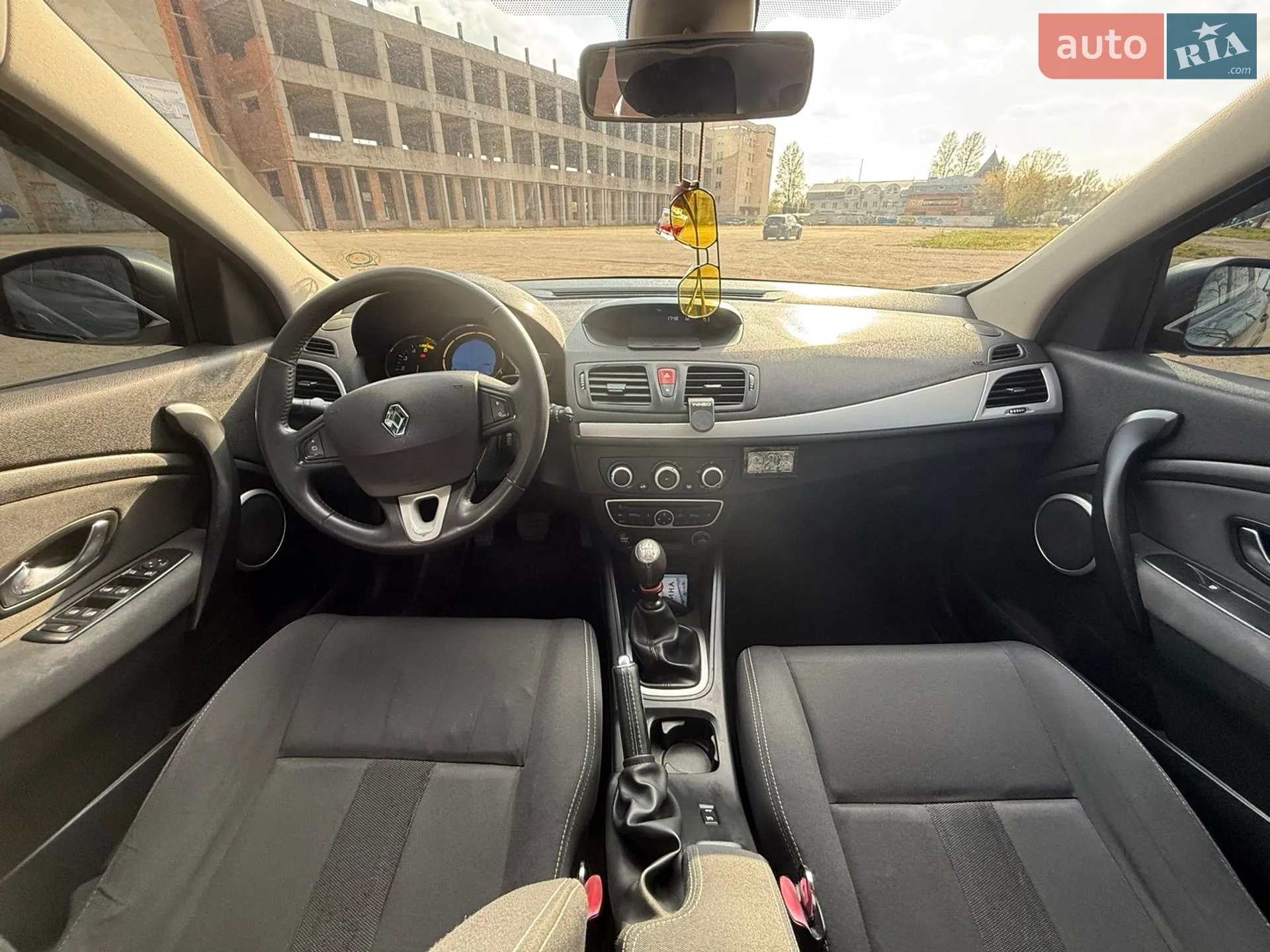 2011 Renault Megane - мініатюра 8