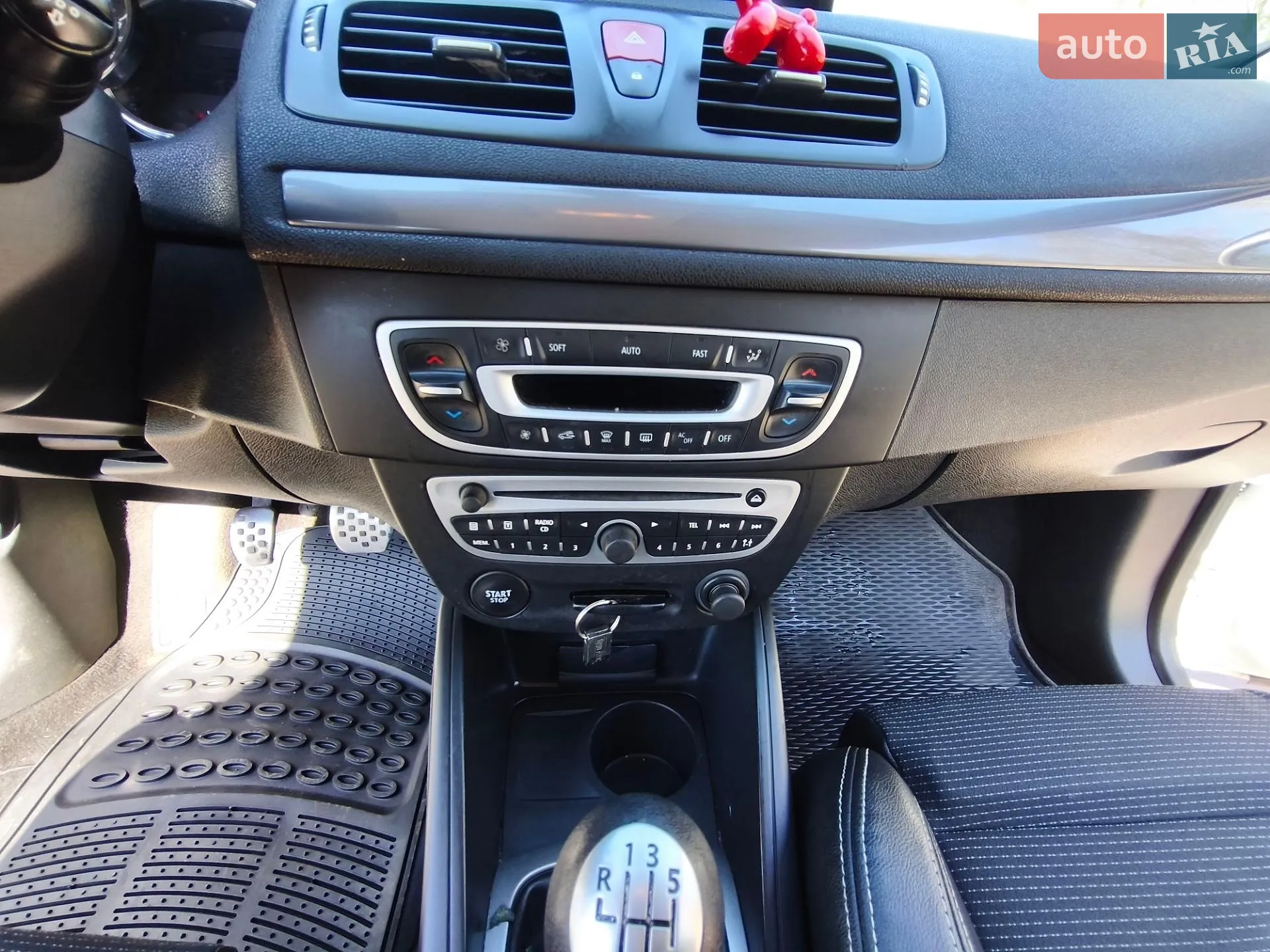 2010 Renault Megane - мініатюра 30