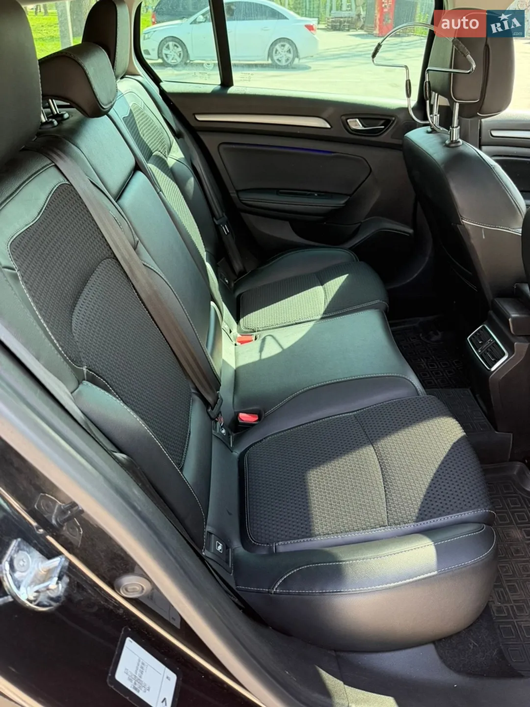2016 Renault Megane - мініатюра 11