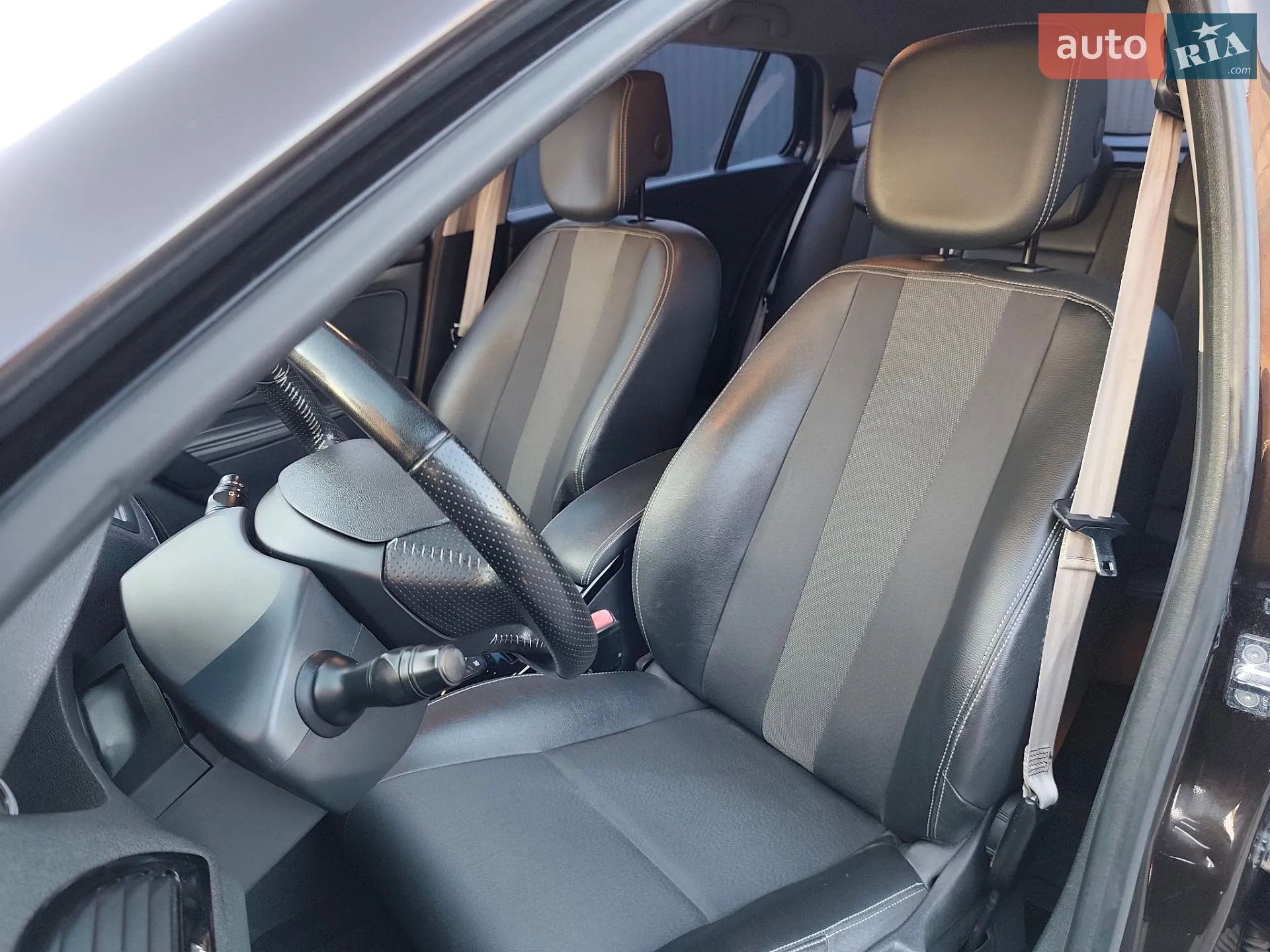 2013 Renault Megane - мініатюра 43