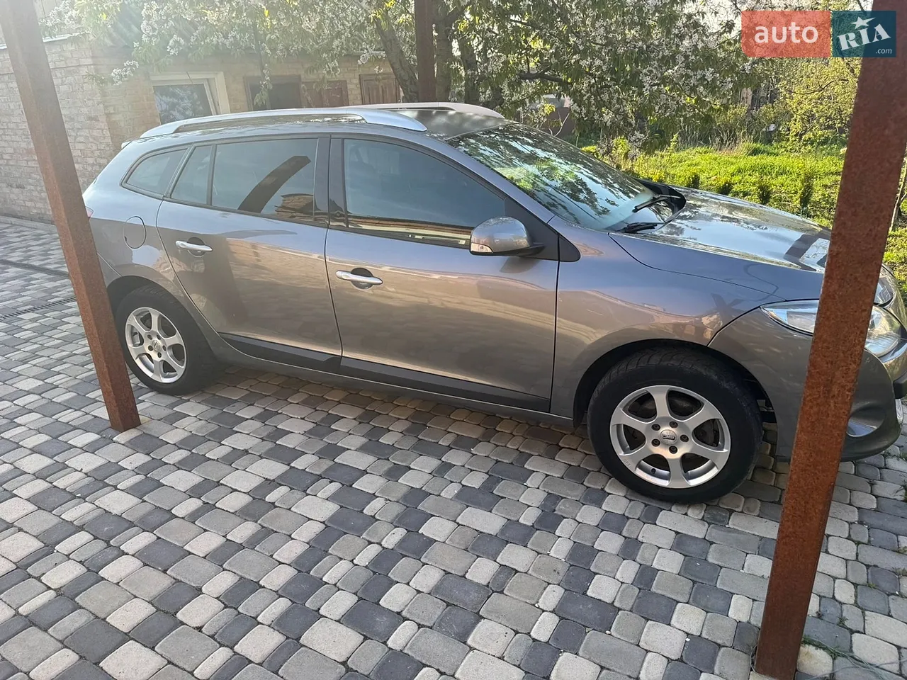2010 Renault Megane - мініатюра 16