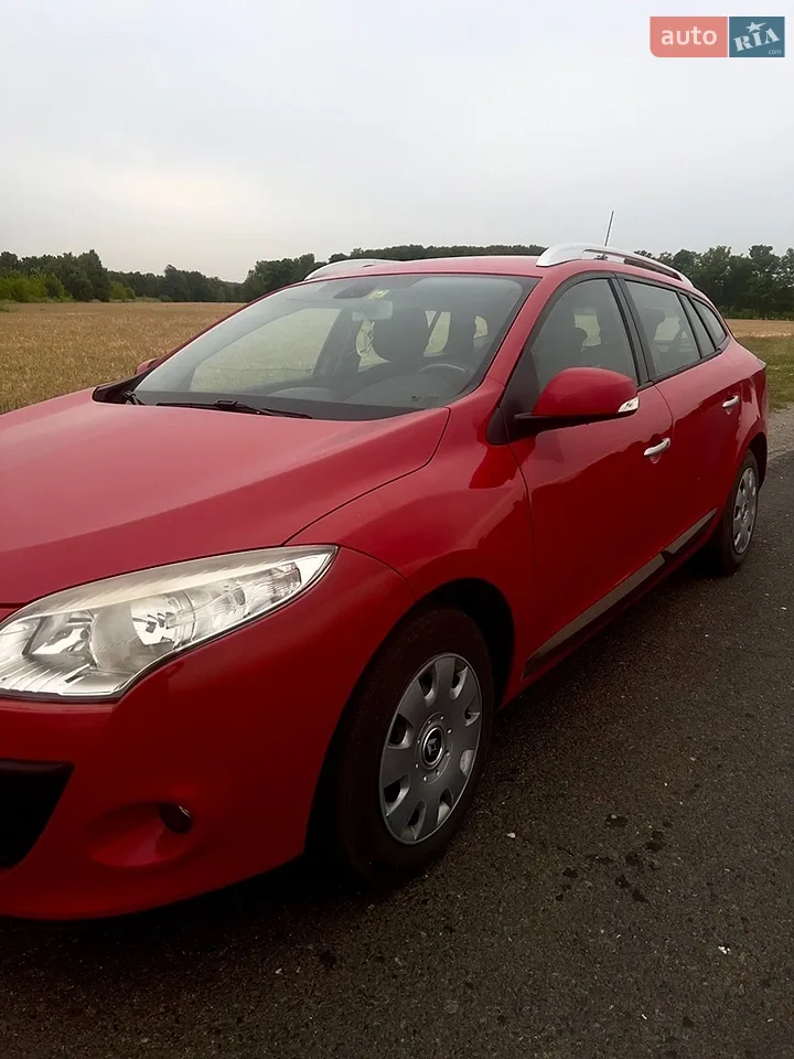 2010 Renault Megane - мініатюра 13
