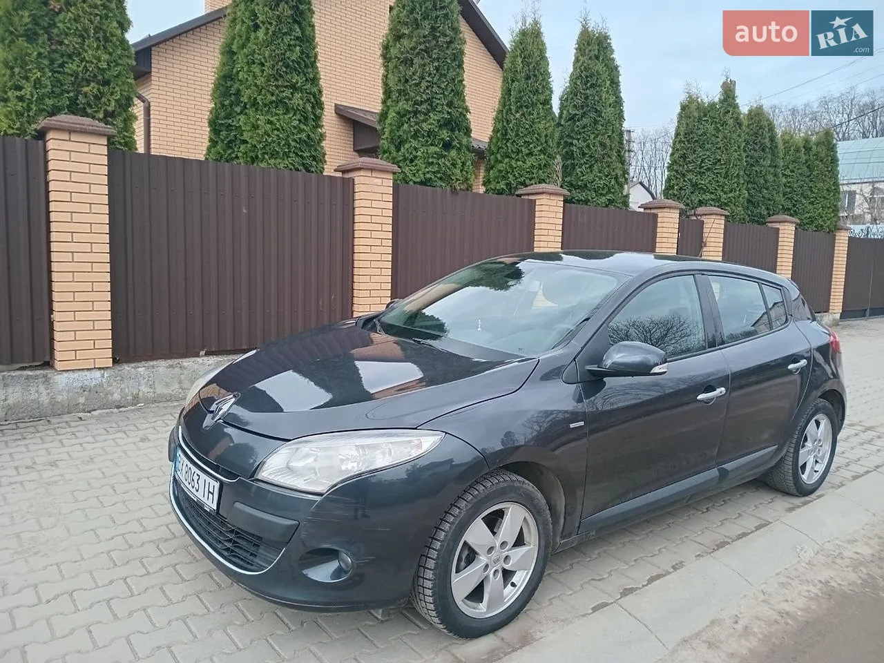 2010 Renault Megane - мініатюра 11