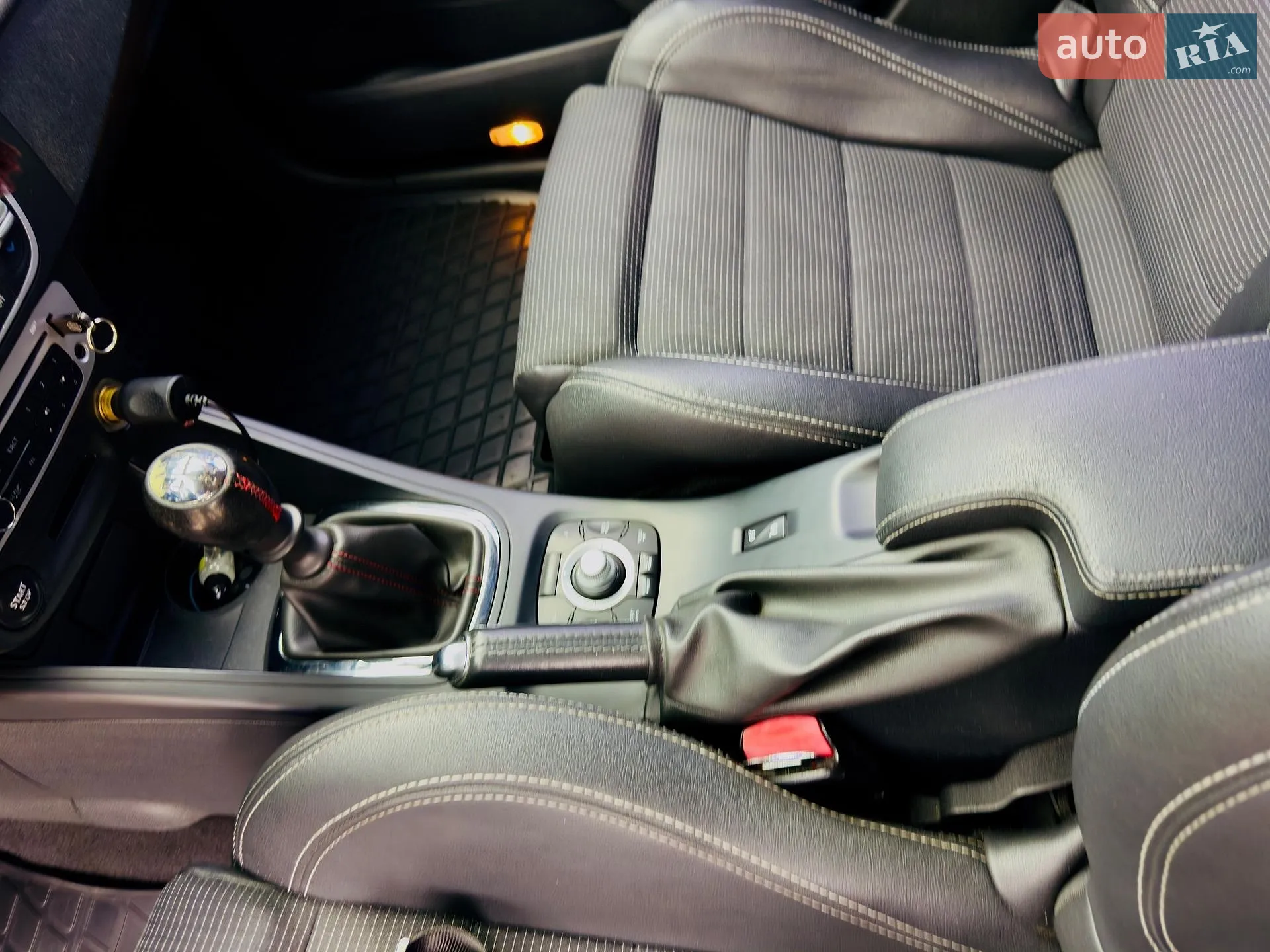 2012 Renault Megane - мініатюра 33