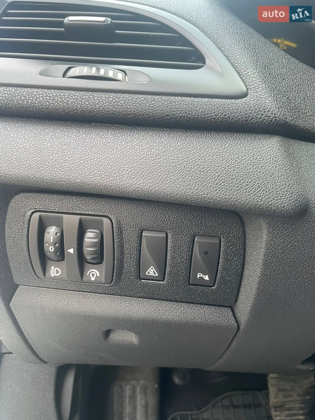 2010 Renault Megane - мініатюра 20