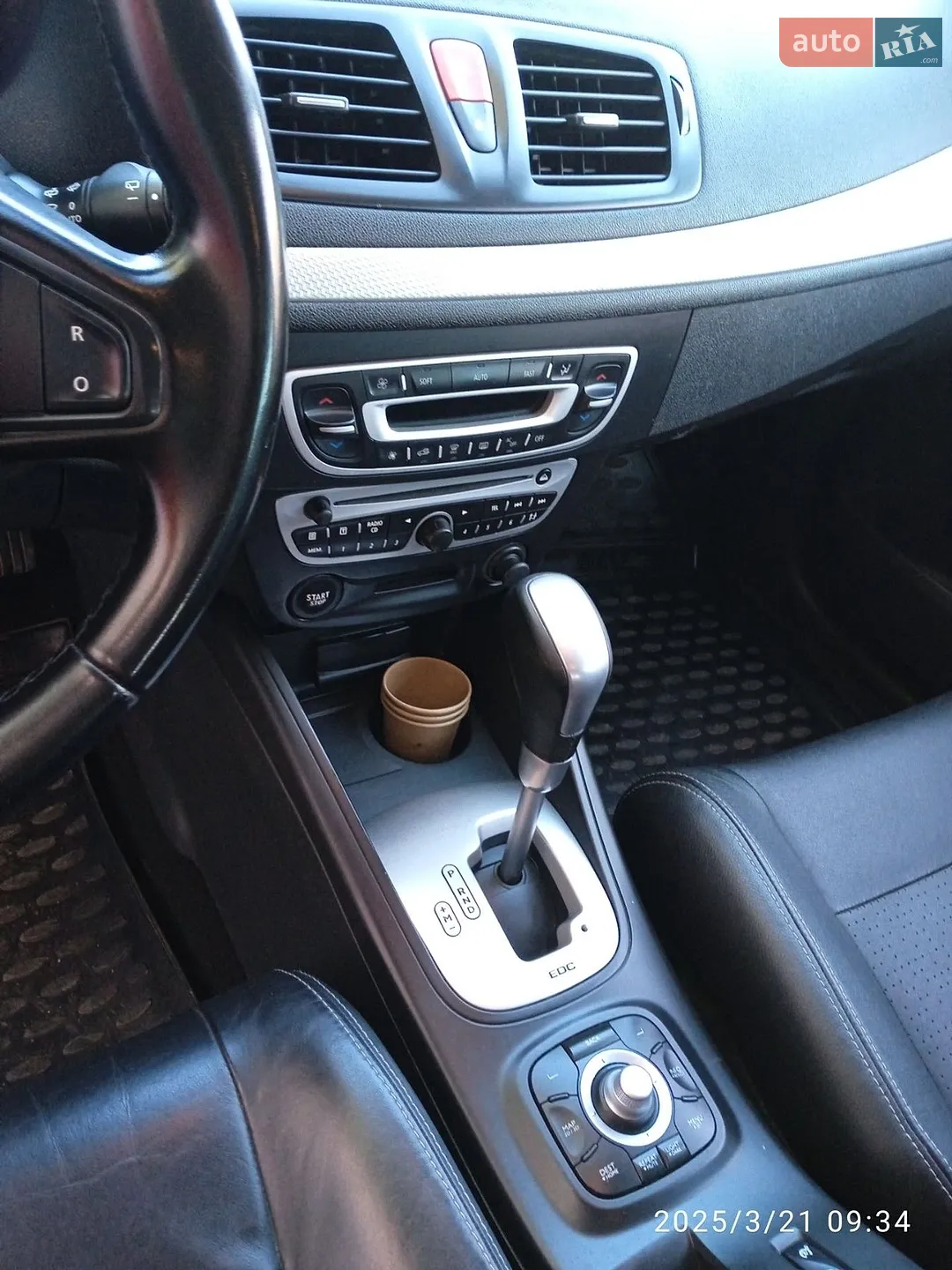 2010 Renault Megane - мініатюра 20