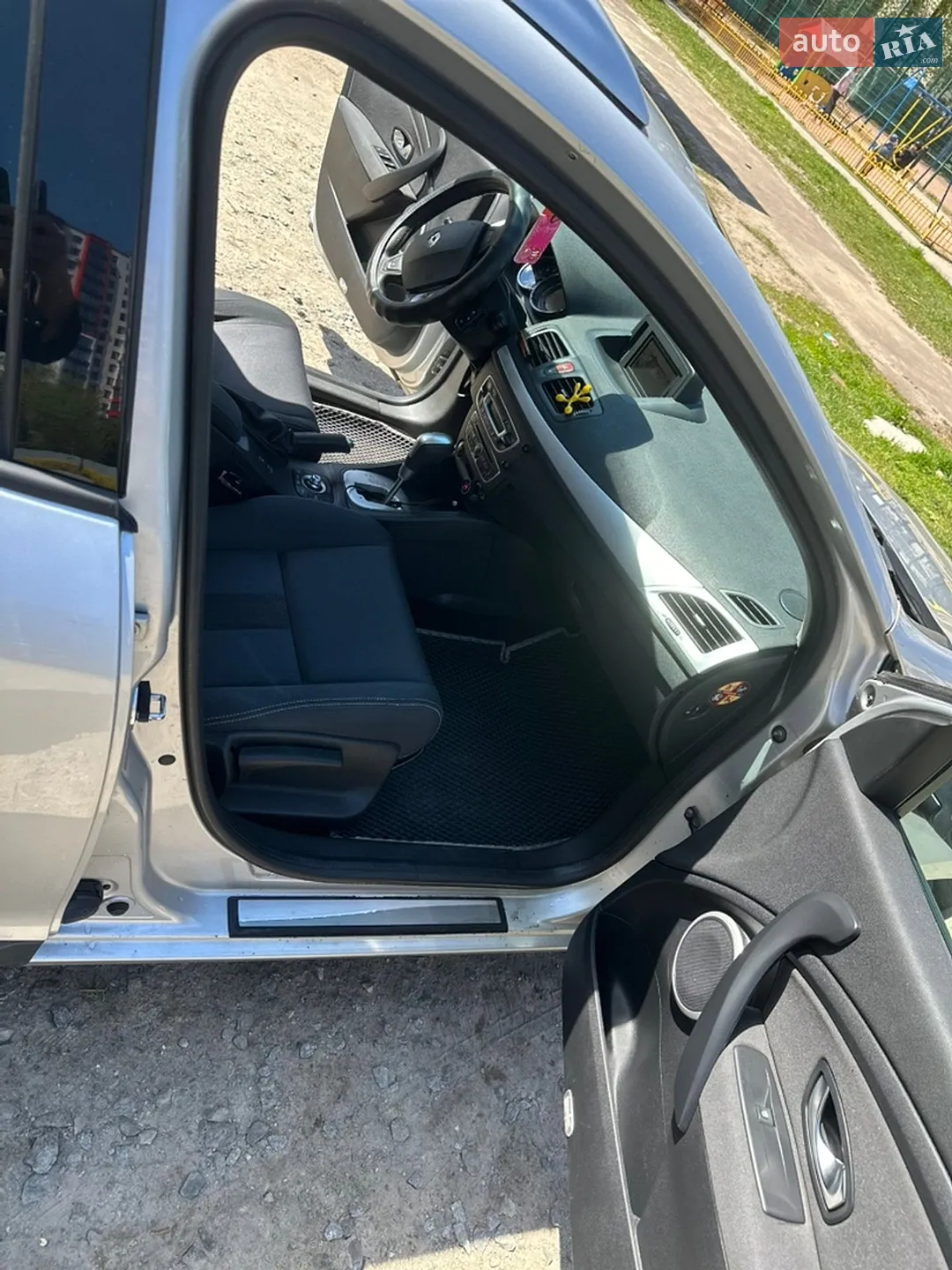 2010 Renault Megane - мініатюра 16