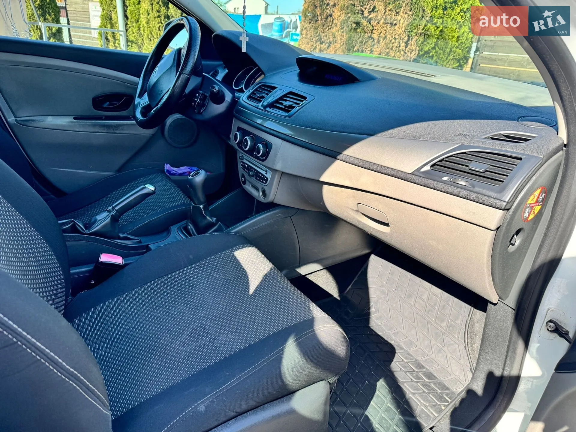 2012 Renault Megane - мініатюра 8