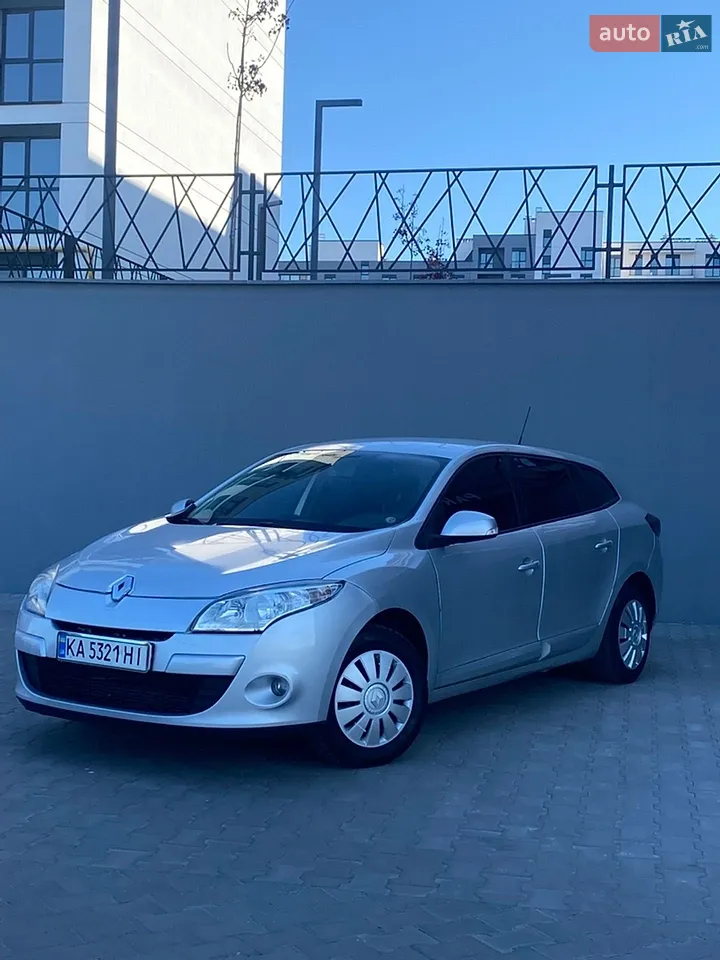 2010 Renault Megane - мініатюра 13