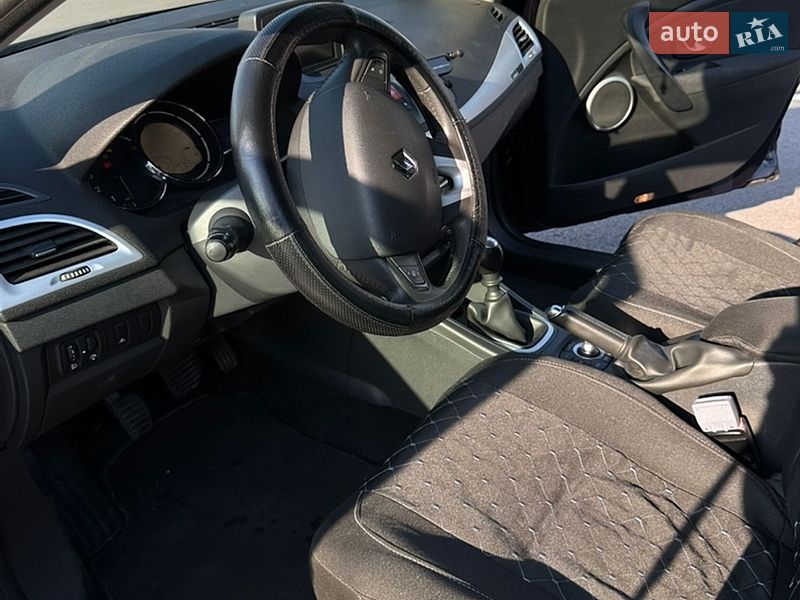 Универсал Renault Megane 2010 в Киеве