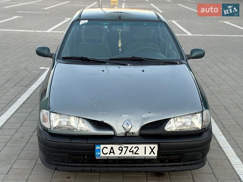 Хэтчбек Renault Megane 1996 в Черкассах
