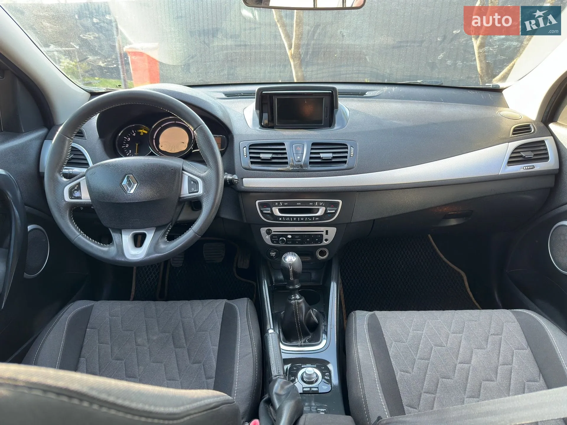 2012 Renault Megane - мініатюра 16