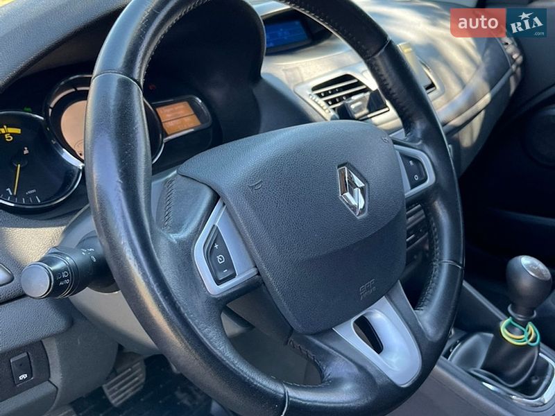 Универсал Renault Megane 2012 в Звенигородке фото 14 Универсал Renault Megane 2012 в Звенигородке