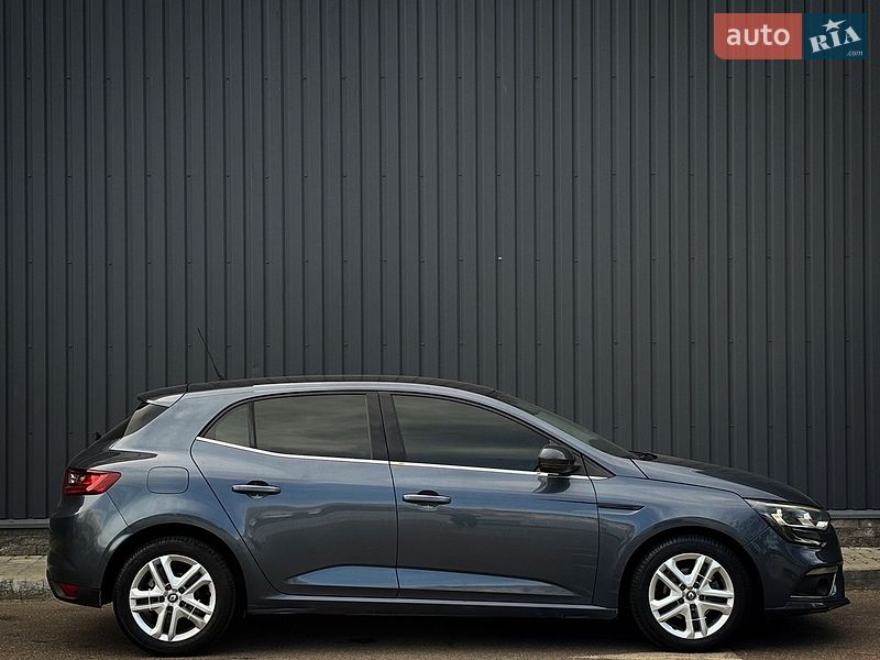 Хэтчбек Renault Megane 2017 в Николаеве