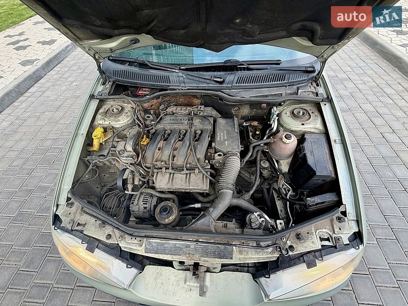 Хэтчбек Renault Megane 2001 в Одессе