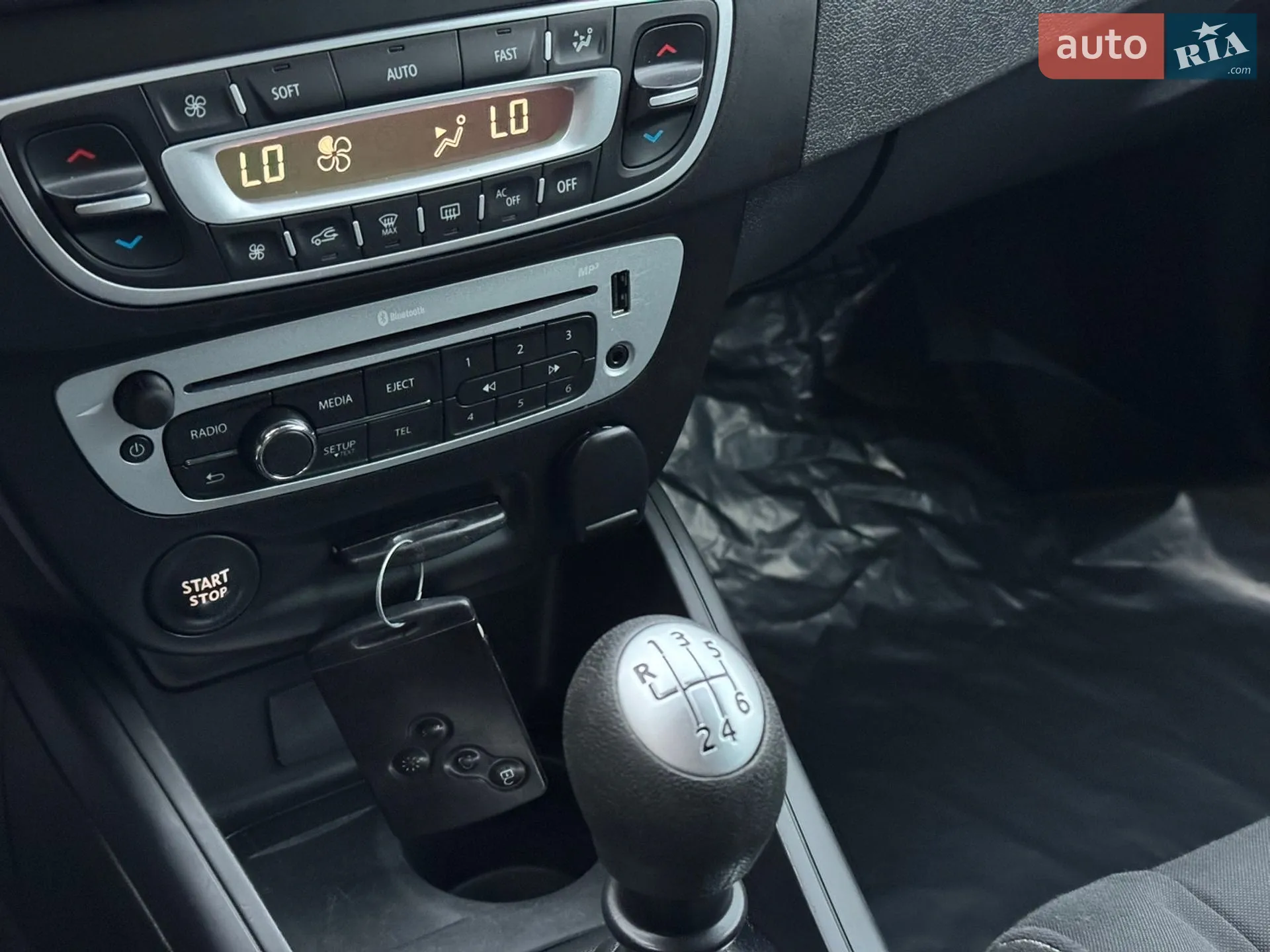 2015 Renault Megane - мініатюра 33