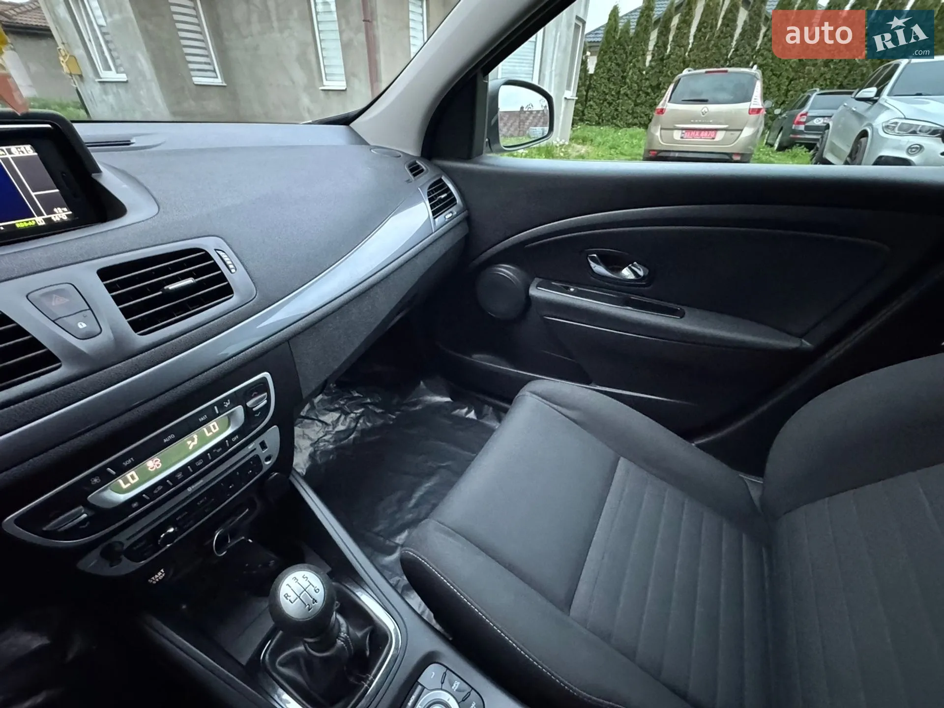 2015 Renault Megane - мініатюра 38