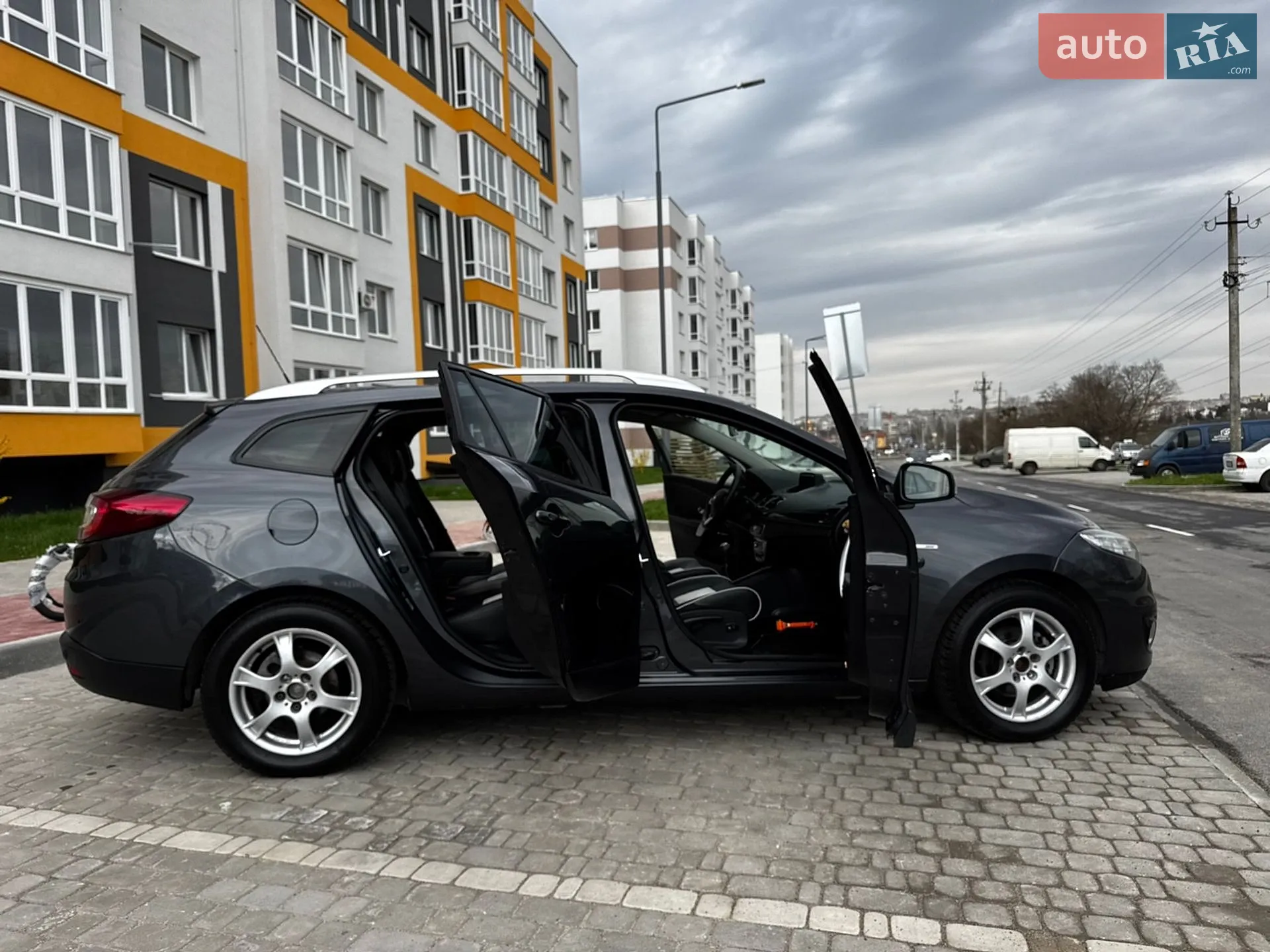 2012 Renault Megane - мініатюра 38