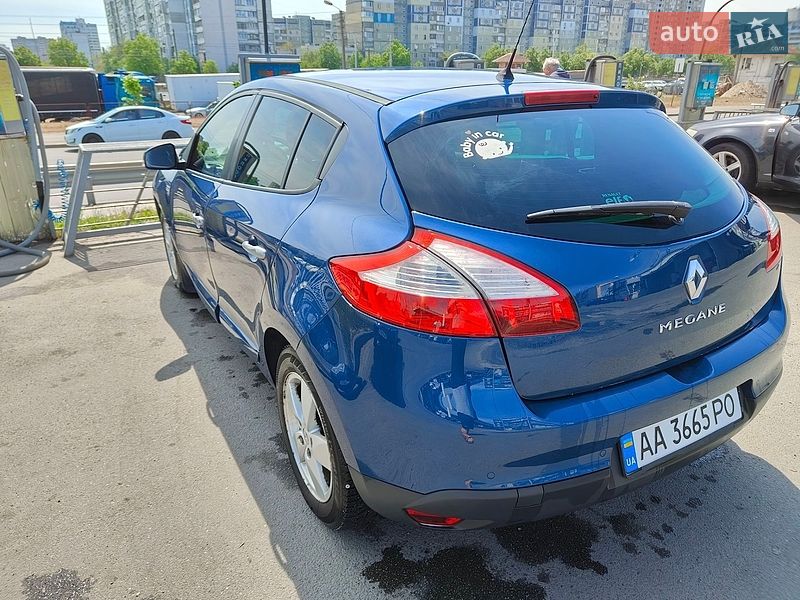 Хэтчбек Renault Megane 2011 в Киеве
