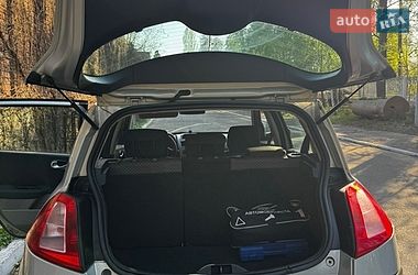 Хэтчбек Renault Megane 2002 в Киеве