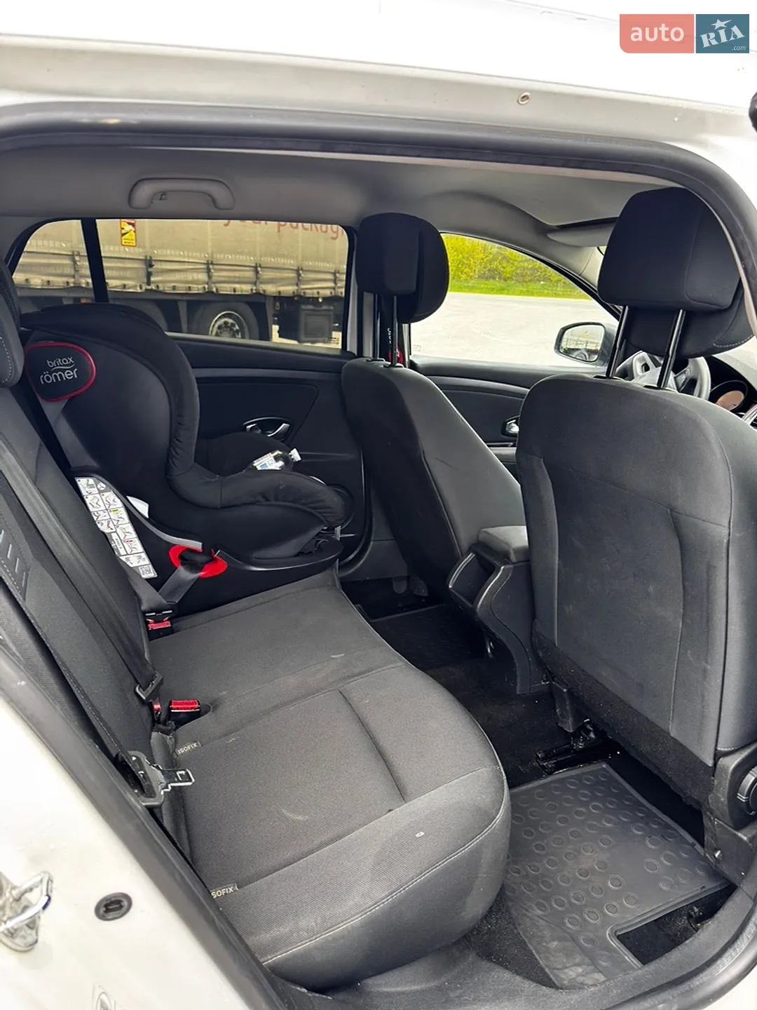 2010 Renault Megane - мініатюра 17