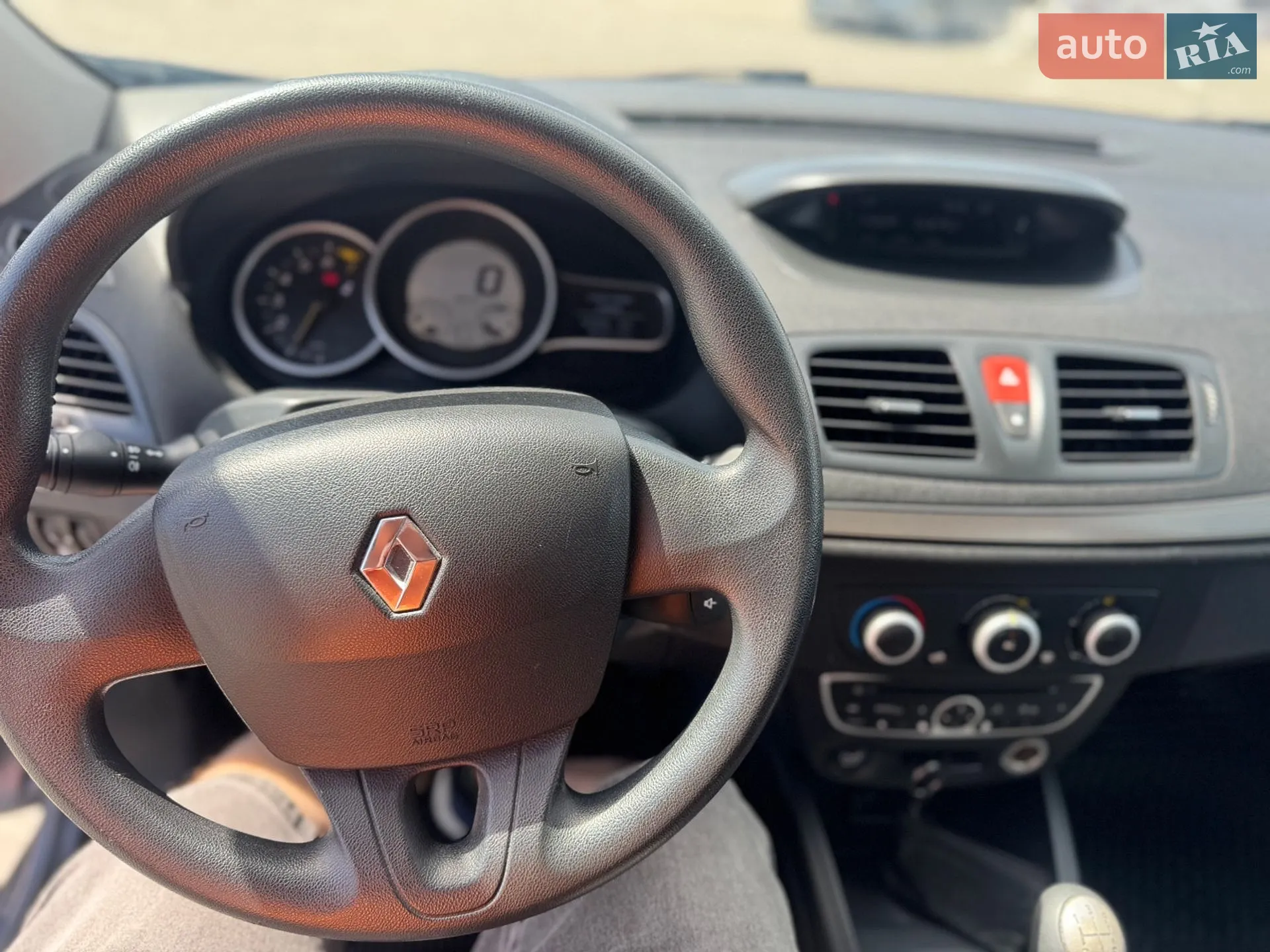 2010 Renault Megane - мініатюра 10