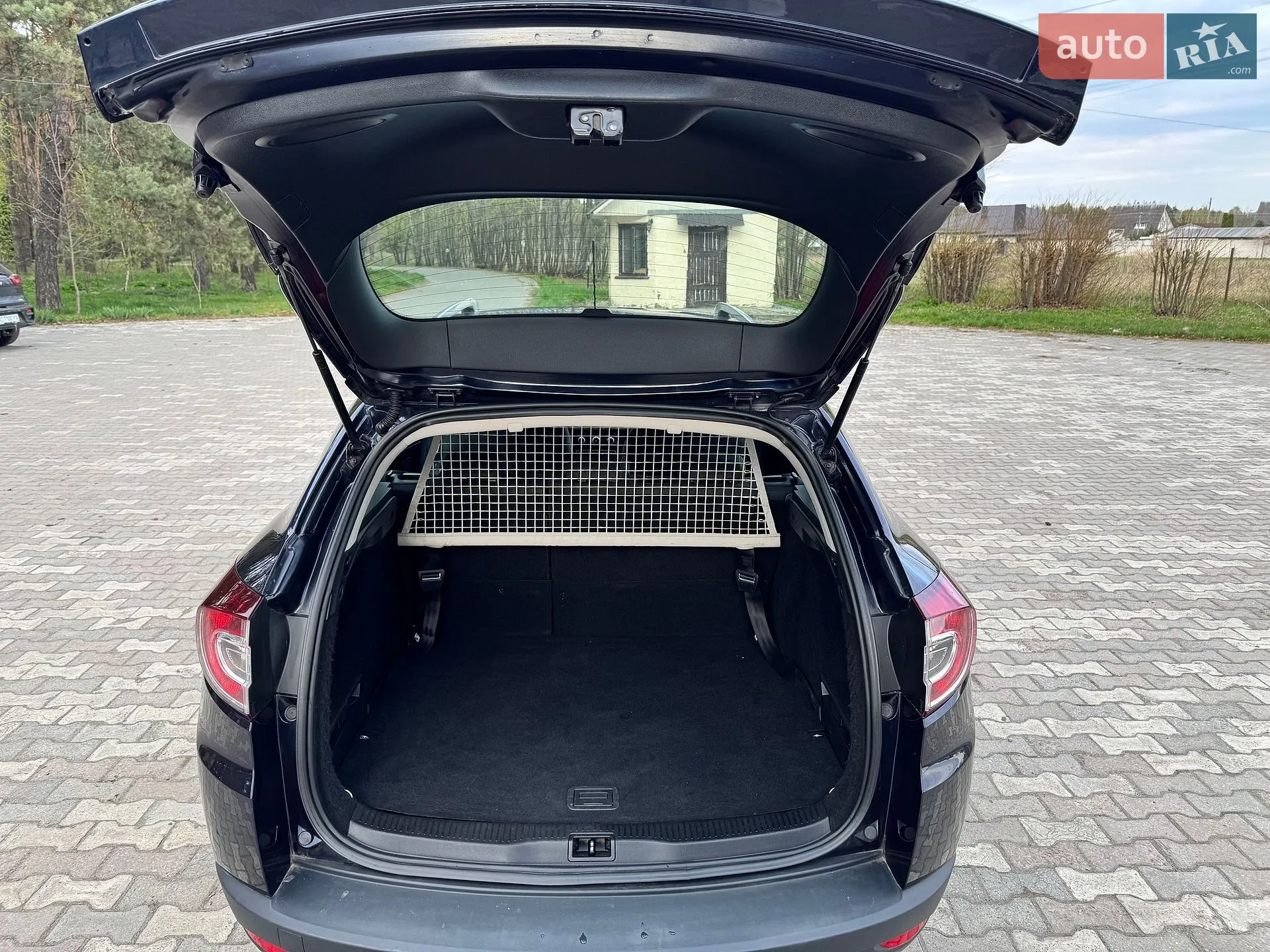 2010 Renault Megane - мініатюра 23
