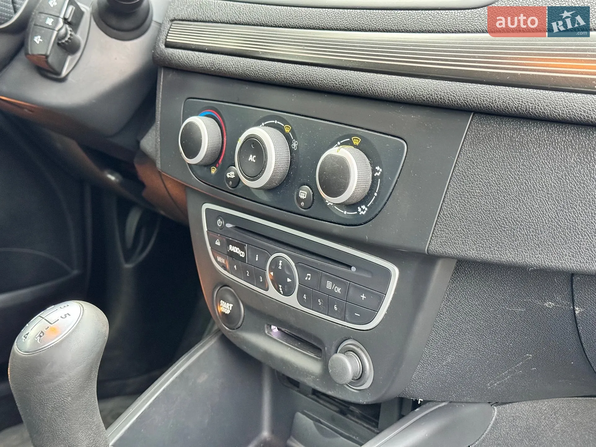 2010 Renault Megane - мініатюра 26