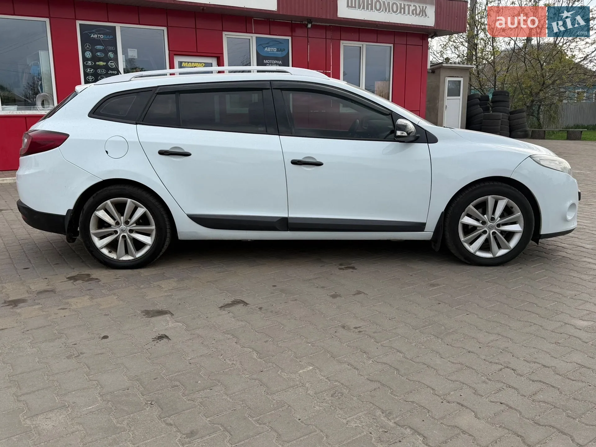 2010 Renault Megane - мініатюра 3