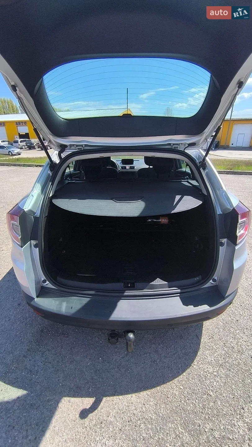 2011 Renault Megane - мініатюра 23