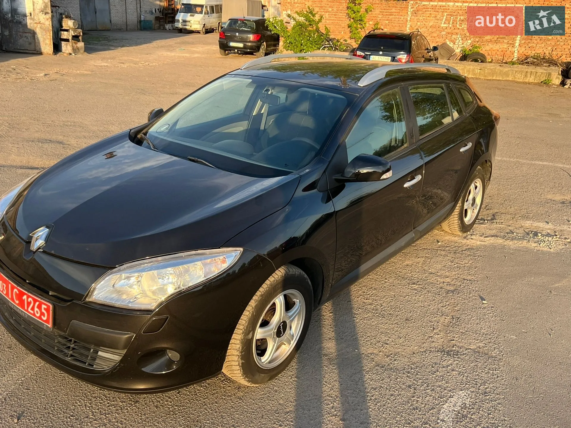 2010 Renault Megane - мініатюра 15