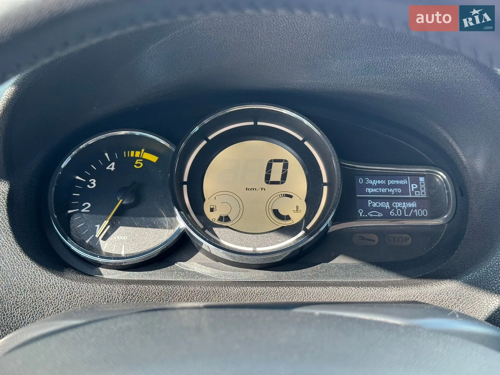 2014 Renault Megane - мініатюра 13