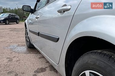 Универсал Renault Megane 2006 в Городне